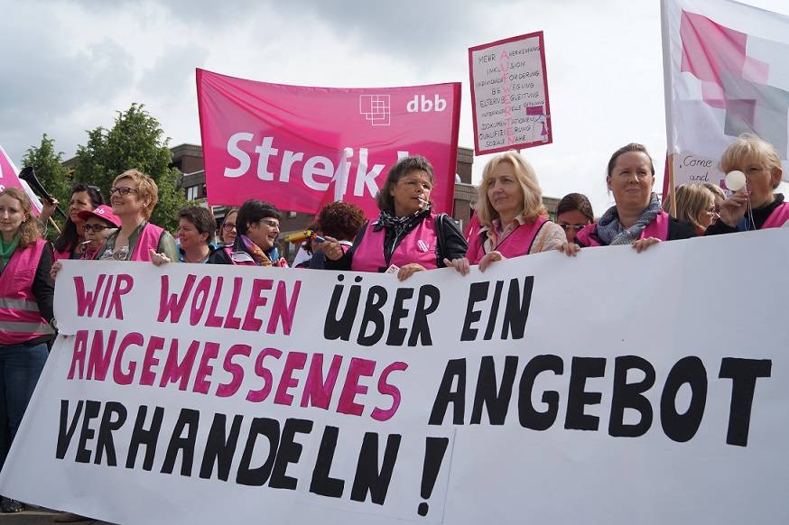  Am Montag zogen die Erzieherinnen mit einem Protestmarsch zum Kaarster Rathaus. Jetzt melden sich auch die Jungen Liberalen zu Wort. 