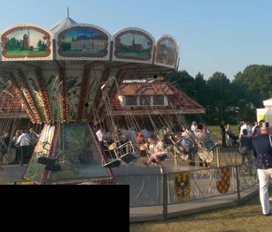 Unbekannte stehlen Kettenkarussell