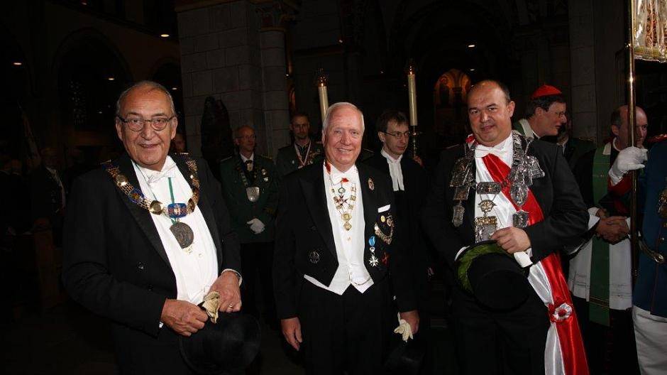 Alle Fotos zum Schützenfest gibt es auf www.fotoatelier-bathe.de. Dort können die...