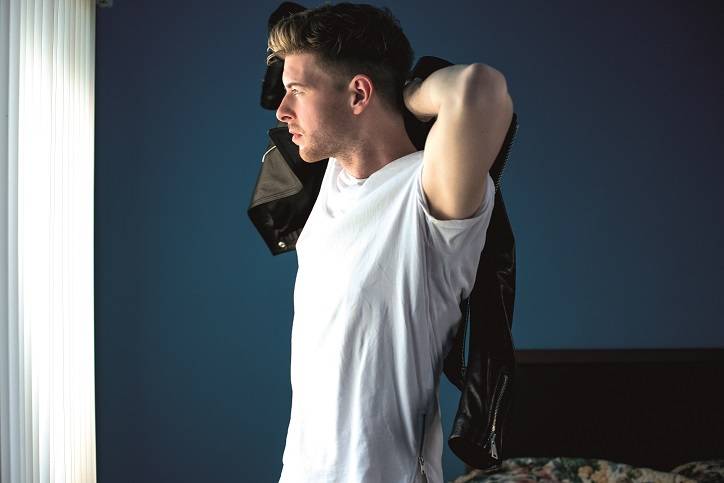  Olson lädt einige seiner Fans zum "Meet &amp; Greet" ein. 