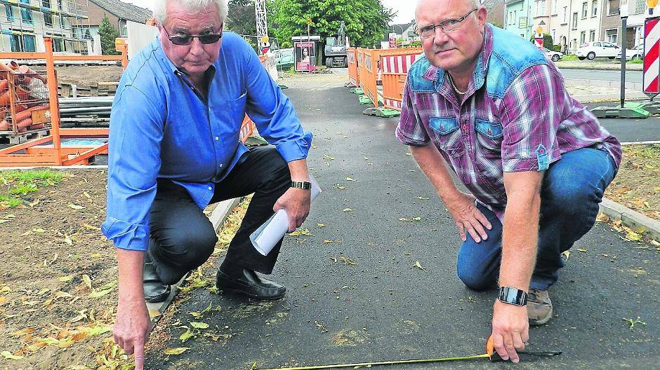 Wieder verschätzt: Neuer Weg 50 Zentimeter zu eng gebaut