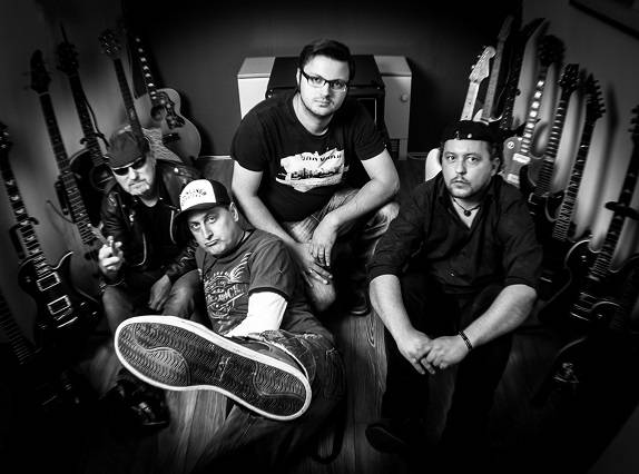  Dave Gröwer, Ötte, Amadeus Sektas und Jan Ackermann werden am Stadtfest-Samstag auf "Zeitreise" gehen.  