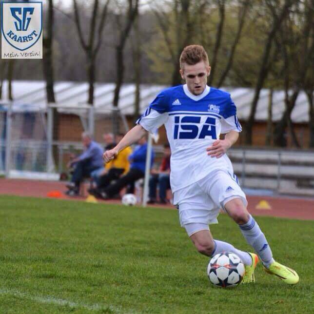 Darf der Kaarster Kicker Dennis Brune gegen die Bayern-Stars antreten?