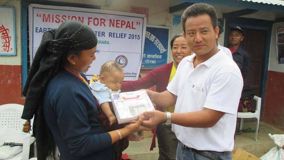 Der kleine Sushil Gurung hat keine Eltern mehr. Die Kaarster Nepal-Initiave sucht Paten...