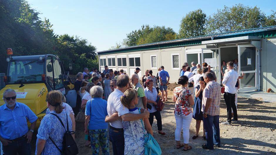 Über 200 Bürger besuchten beim Tag der offenen Tür das Wohnheim in...