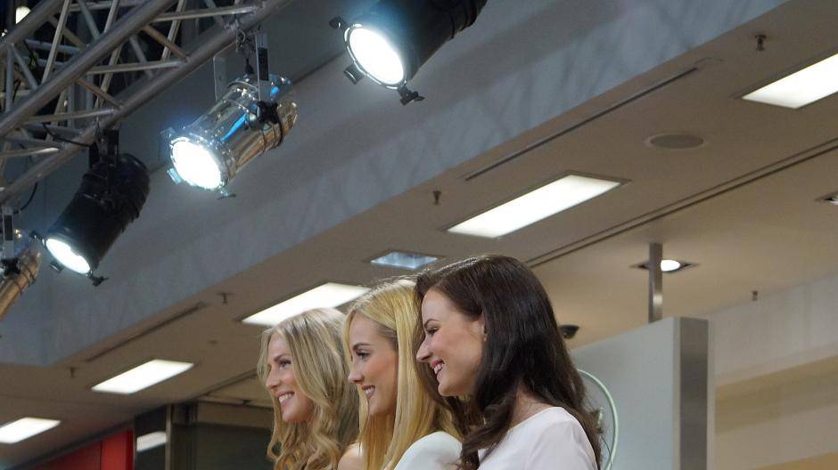 Drei Schönheiten auf einen Schlag: Miss Germany, Miss Nordrhein-Westfalen und Miss...