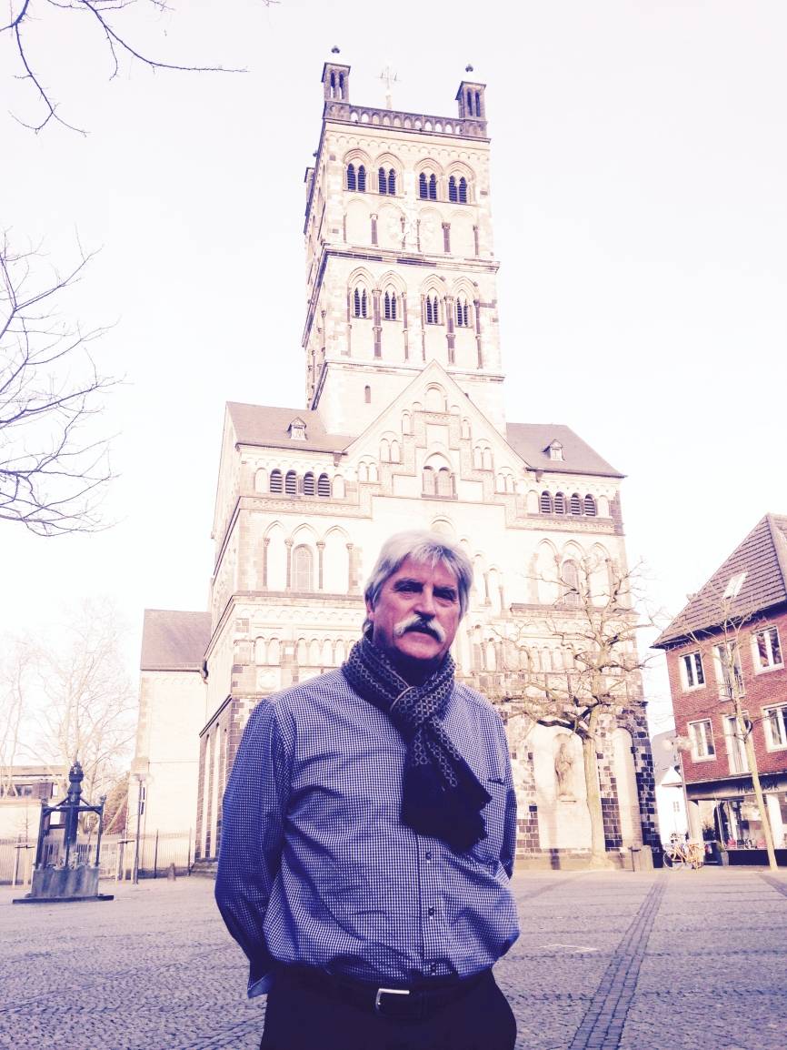  Dr. Hermann-Josef Verfürth. 