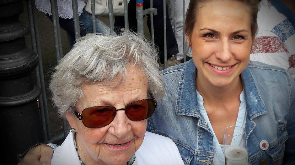 "Früher hat meine Oma mich mit zur Parade auf den Markt mitgenommen &amp; jetzt ist es...