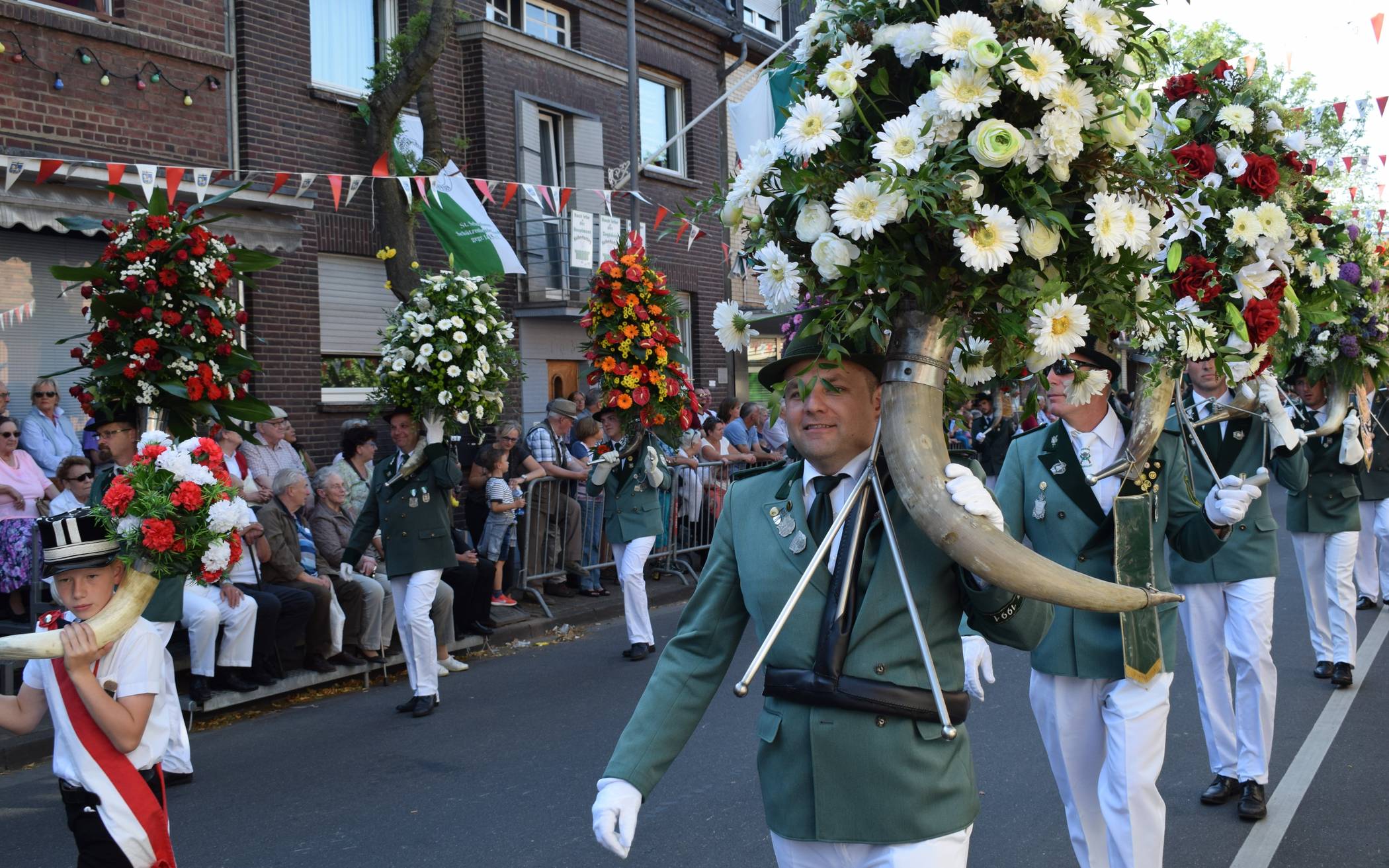 Umzüge werden wegen der Hitze verkürzt