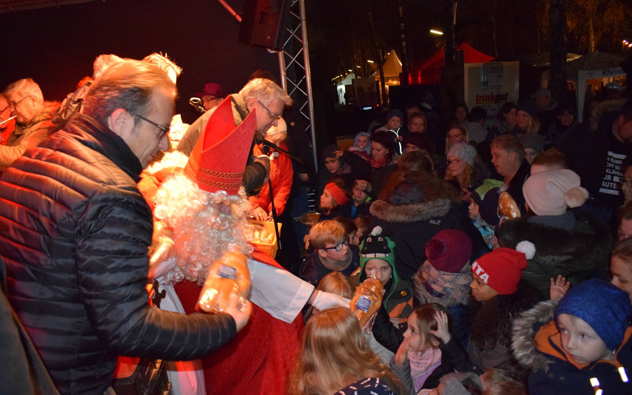  Der Nikolausmarkt ist einer der Höhepunkte im Veranstaltungskalender der Nordstadt. 