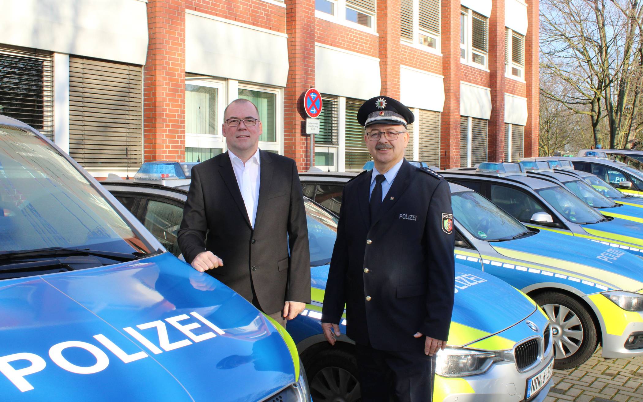  Kriminalhauptkommissar Christoph Kaiser (links) und Polizeihauptkommissar Gereon Hogenkamp sind Ansprechpartner beim Opferschutz. 