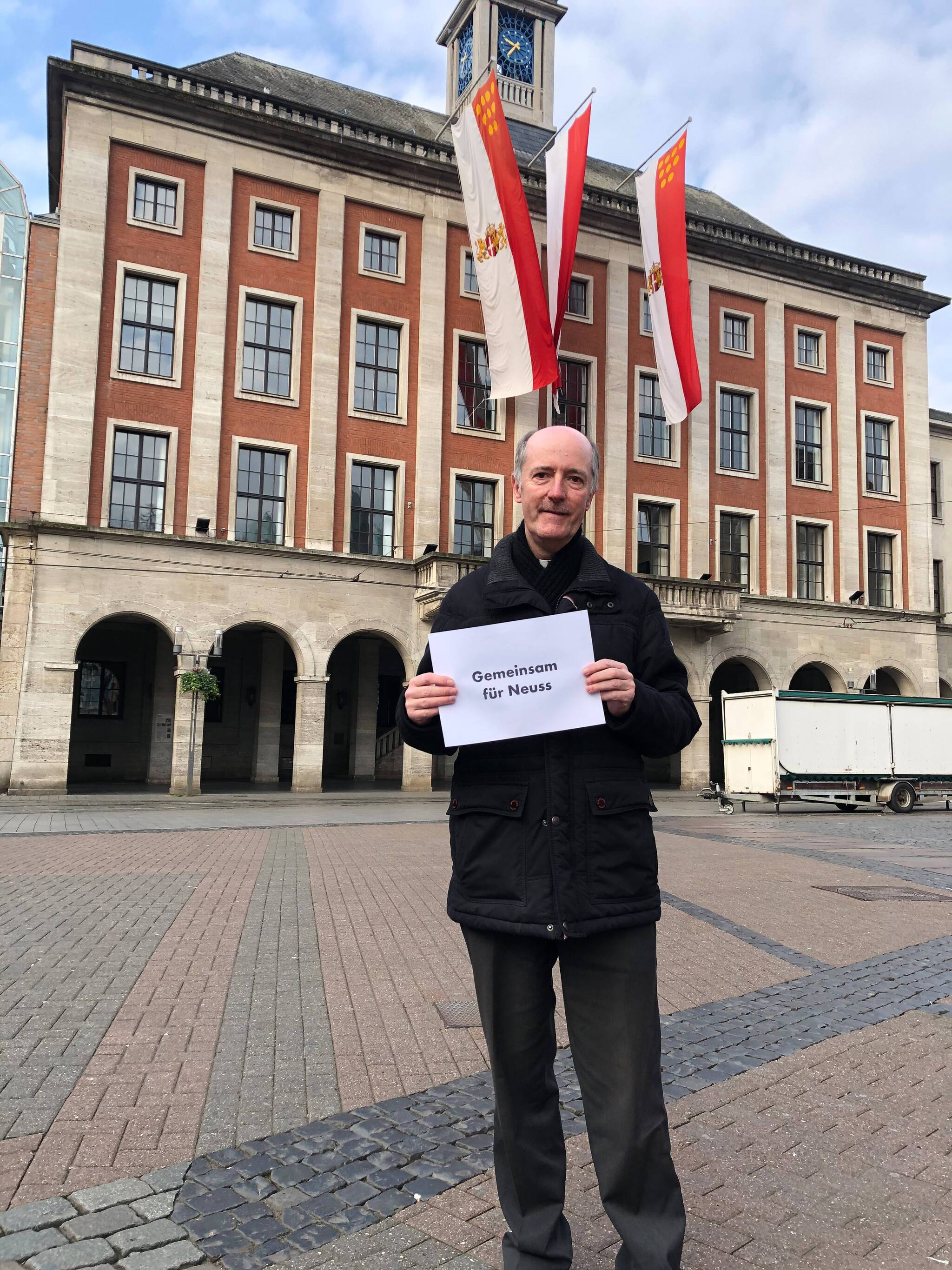 Oberpfarrer Monsignore Guido...