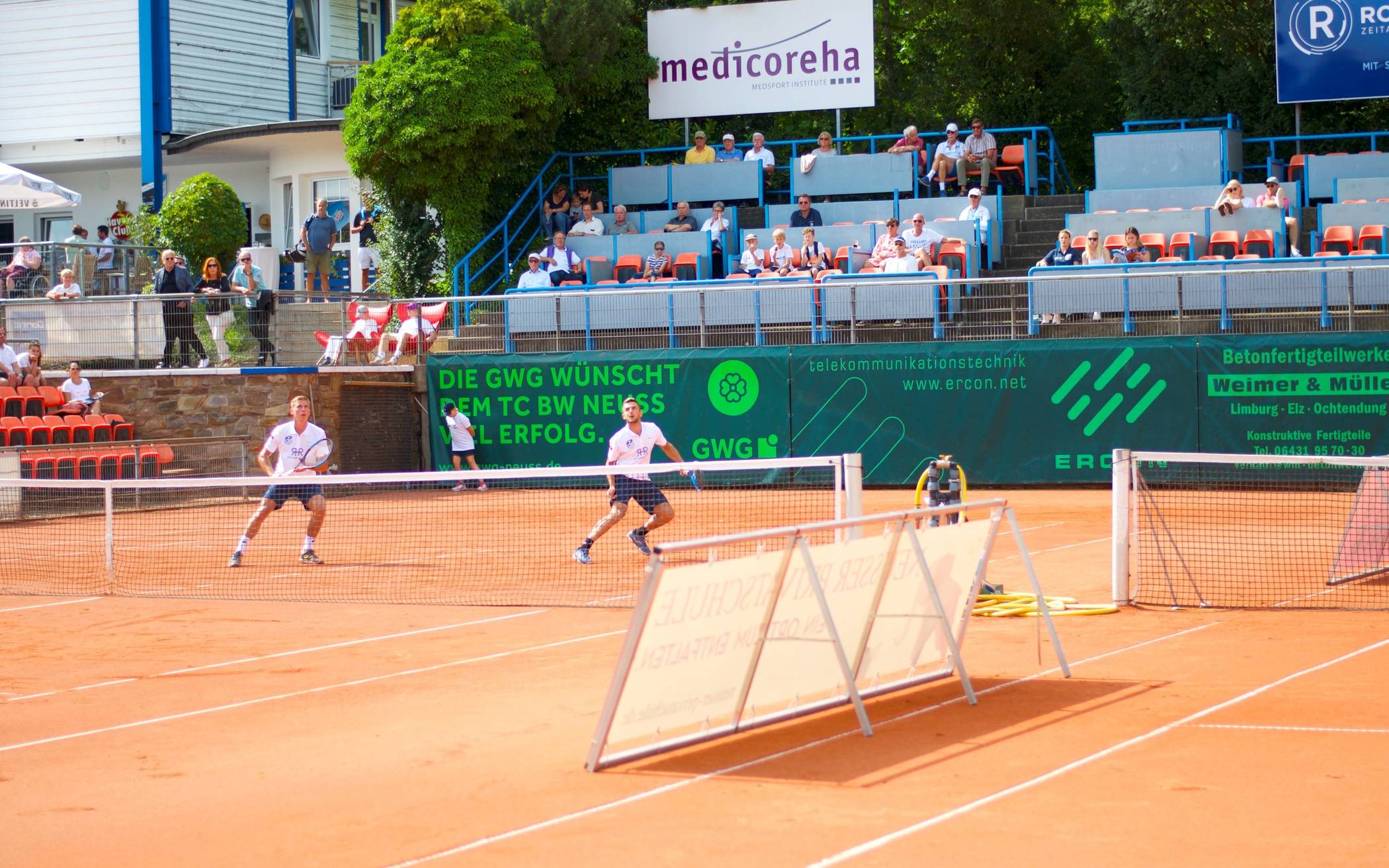  Der TC Blau-Weiss Neuss tritt in der Tennis-Bundesliga an. Auch dieser Verein soll mit Mitteln aus dem städtischen Haushalt gefördert werden. 
