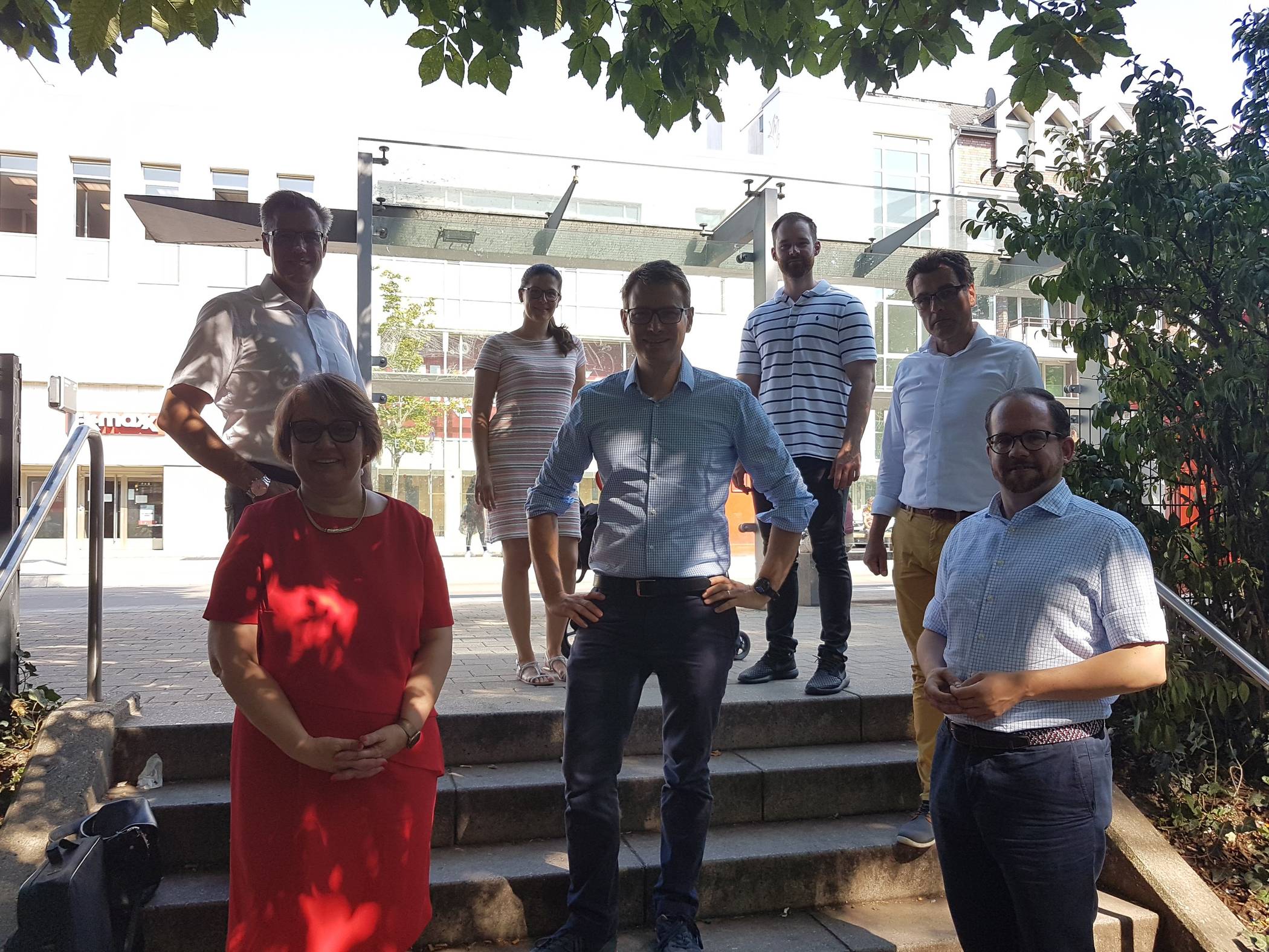  Sie wollen den KSOD effektiver arbeiten lassen (v.l.): Elisabeth Heyers (Stadtmitte), Stefan Crefeld (Uedesheim), Natalie Goldkamp (Innenstadt/Hammfeld), Jan-Philipp Büchler, Björn Tuschen (Baldhof), Axel Stucke (Kaarster Brücke) und Thomas Kaumanns (Hermannsplatz). 