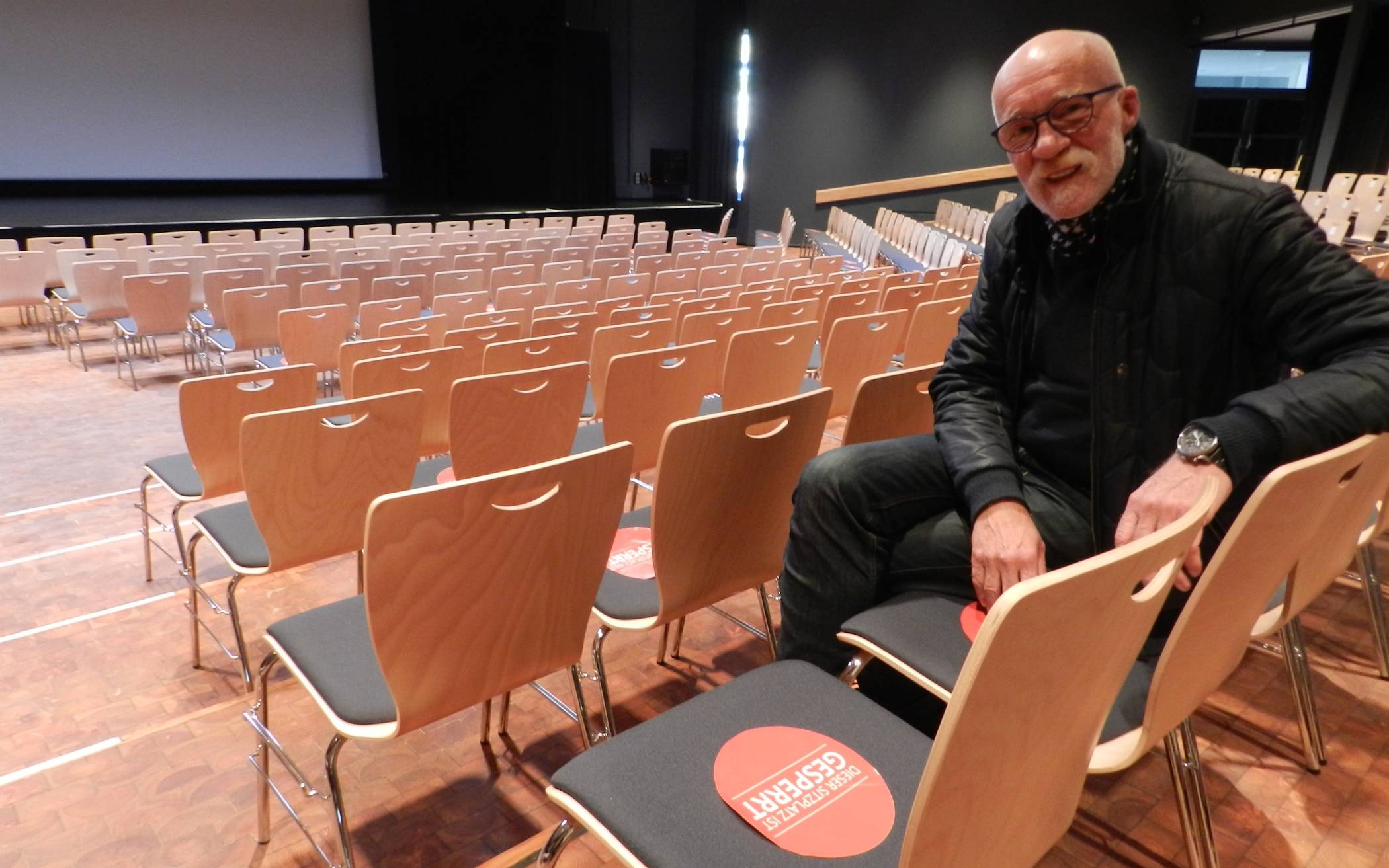  Kulturmanager Klaus Stevens präsentiert das Kino Kaarst im AEF. 