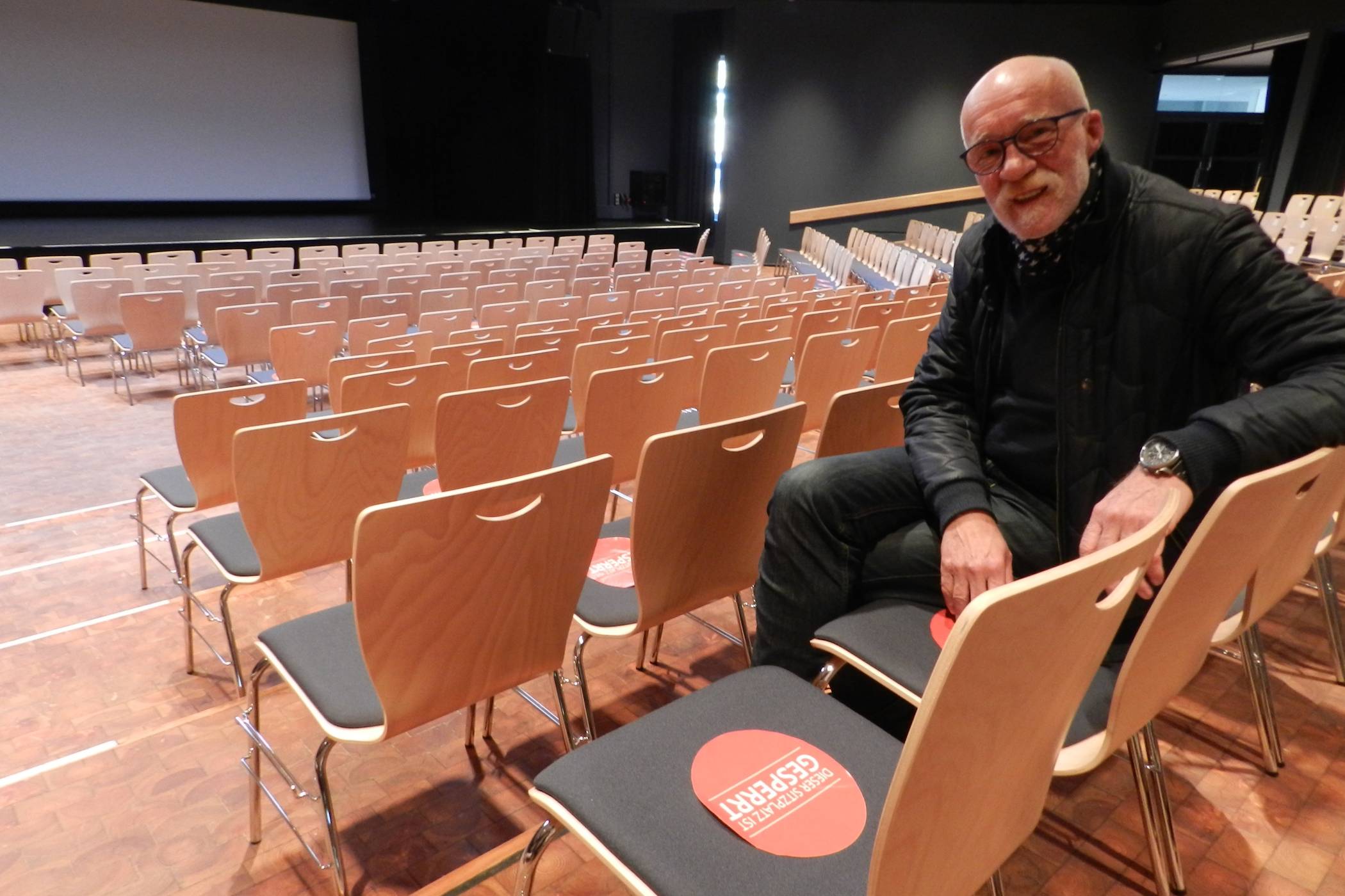  Kulturmanager Klaus Stevens präsentiert das Kino Kaarst im AEF. 